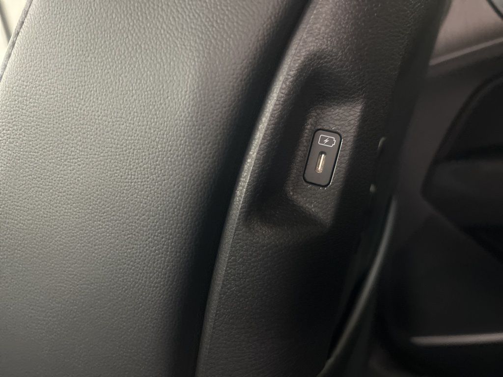new 2026 Kia Sportage car, priced at $33,377