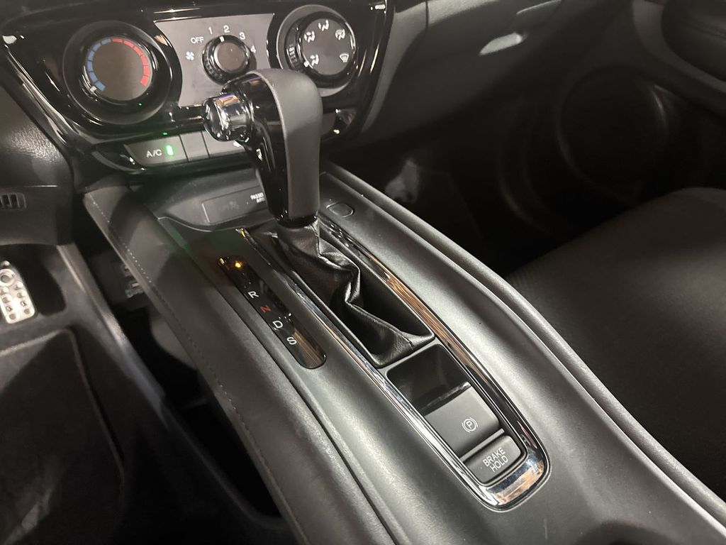 used 2022 Honda HR-V car, priced at $24,370