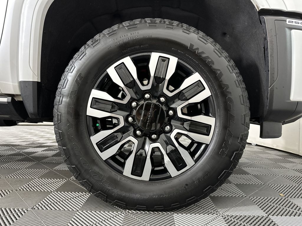 used 2024 GMC Sierra 2500HD car, priced at $79,988