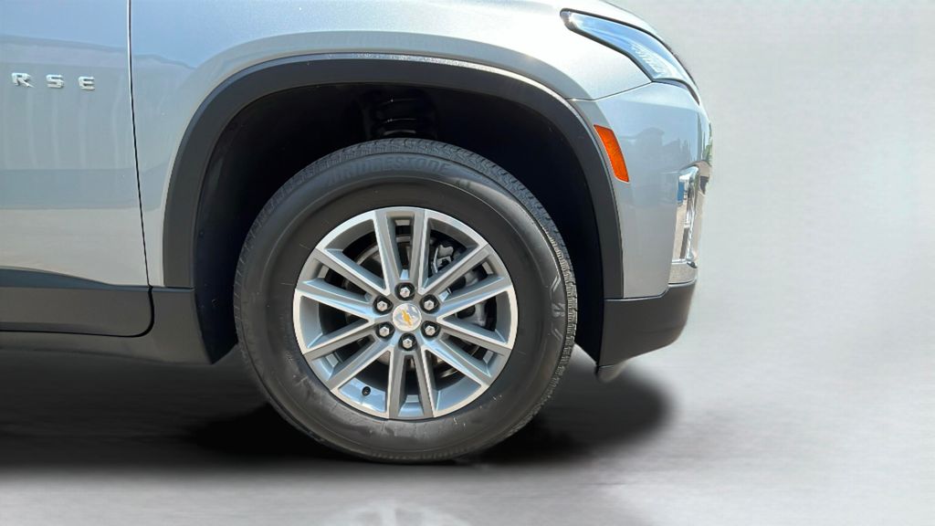 used 2023 Chevrolet Traverse car, priced at $33,700