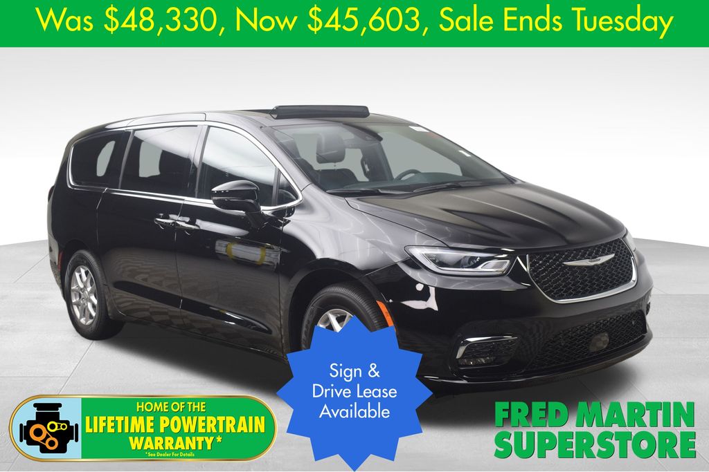 new 2026 Chrysler Pacifica car, priced at $45,603
