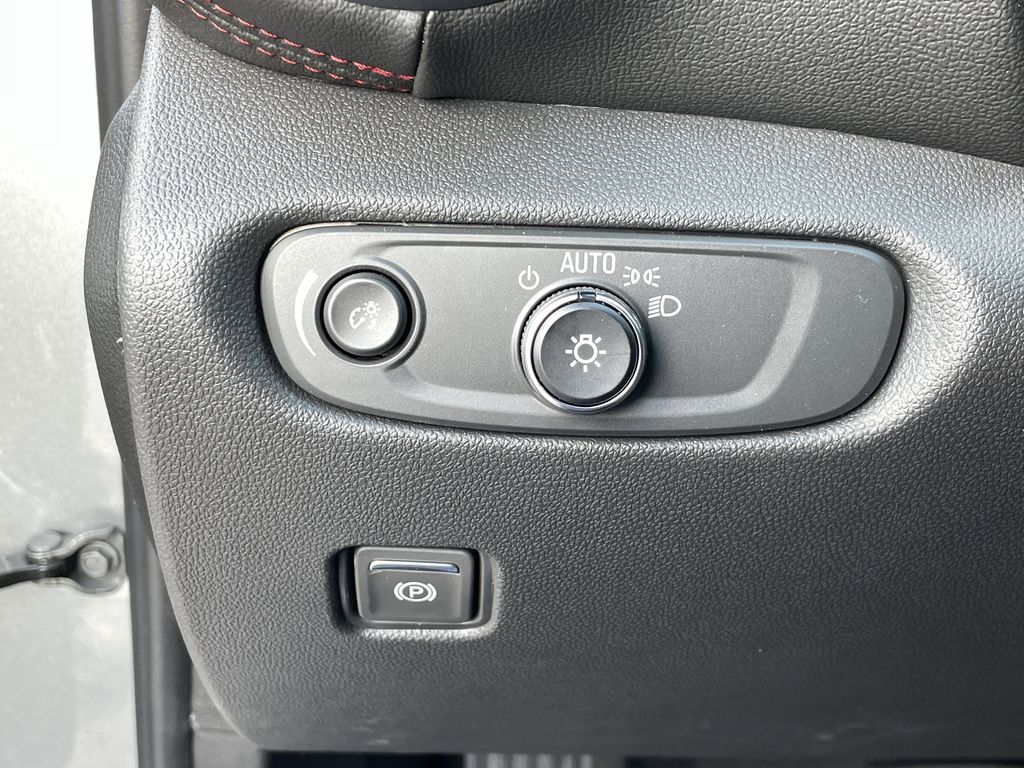 new 2025 Chevrolet Blazer car, priced at $44,328