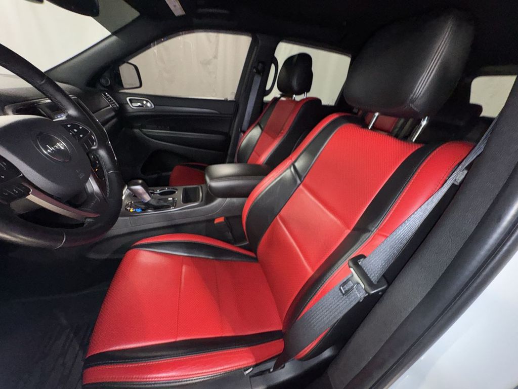 used 2021 Jeep Grand Cherokee car, priced at $26,677