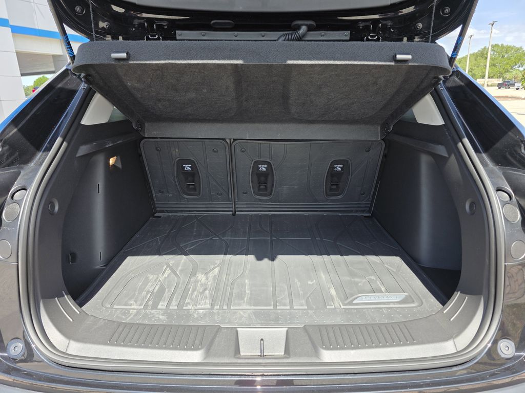 used 2025 Chevrolet Trax car, priced at $23,793