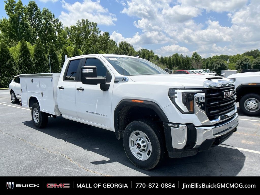 new 2024 GMC Sierra 2500HD car, priced at $42,203