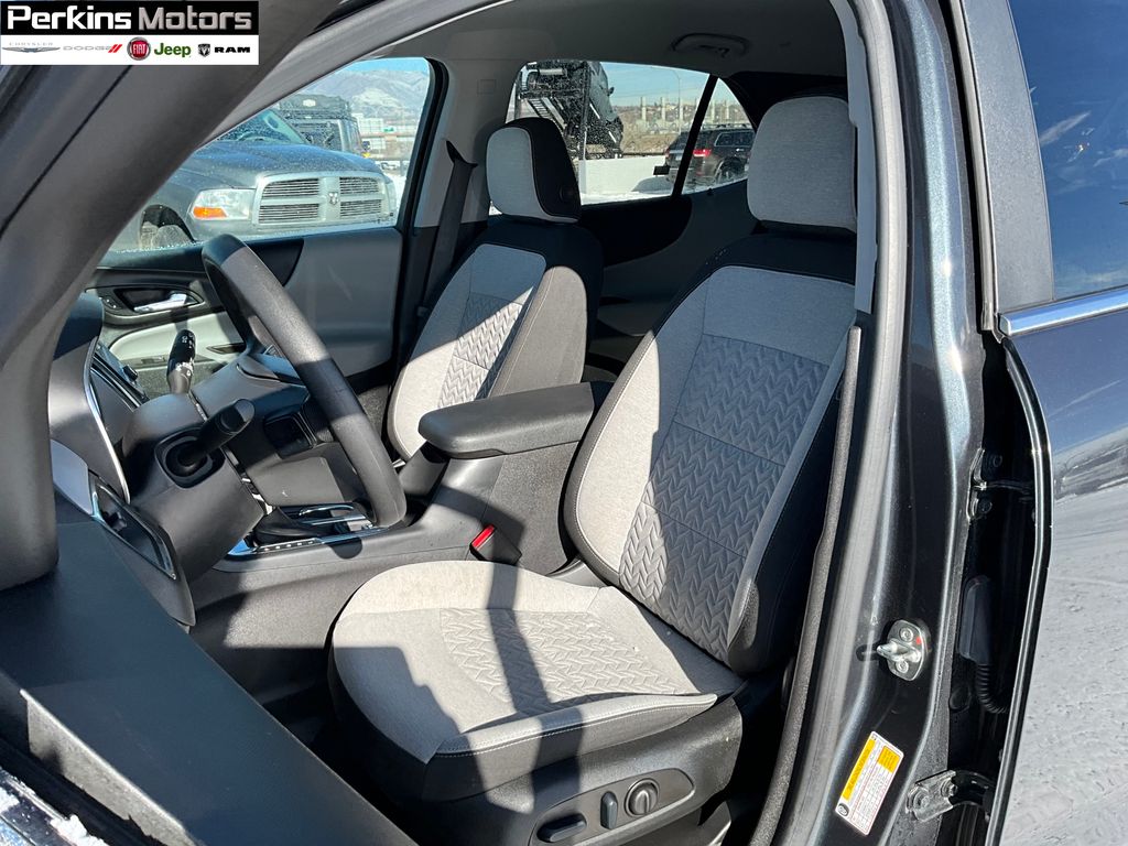 used 2023 Chevrolet Equinox car, priced at $22,523