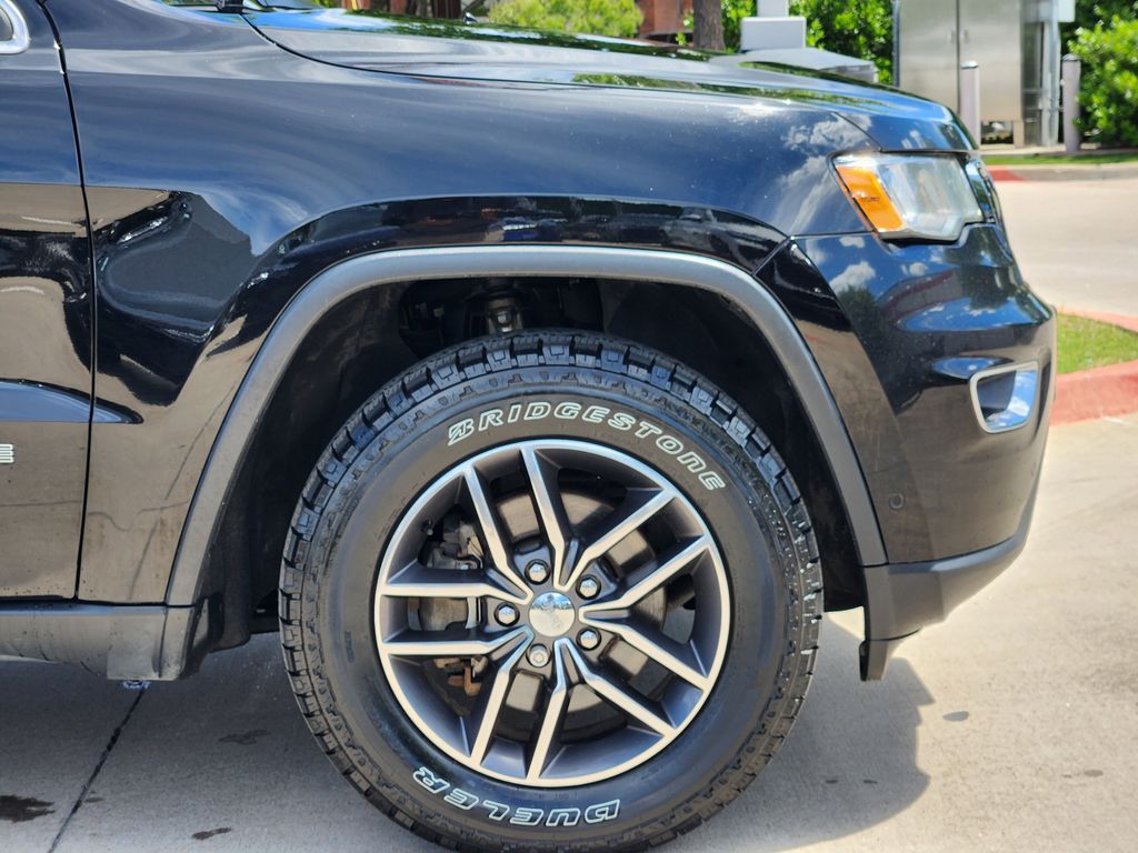 used 2018 Jeep Grand Cherokee car, priced at $13,392