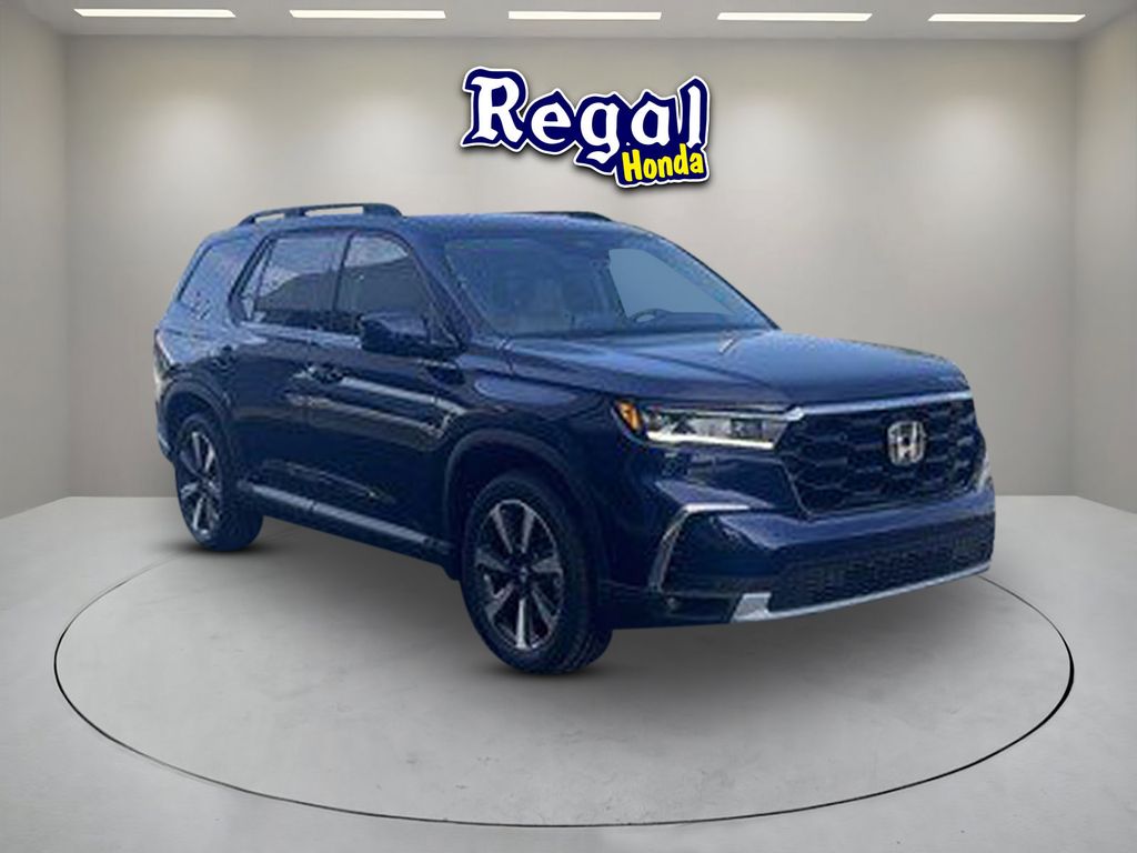 new 2025 Honda Pilot car, priced at $46,442
