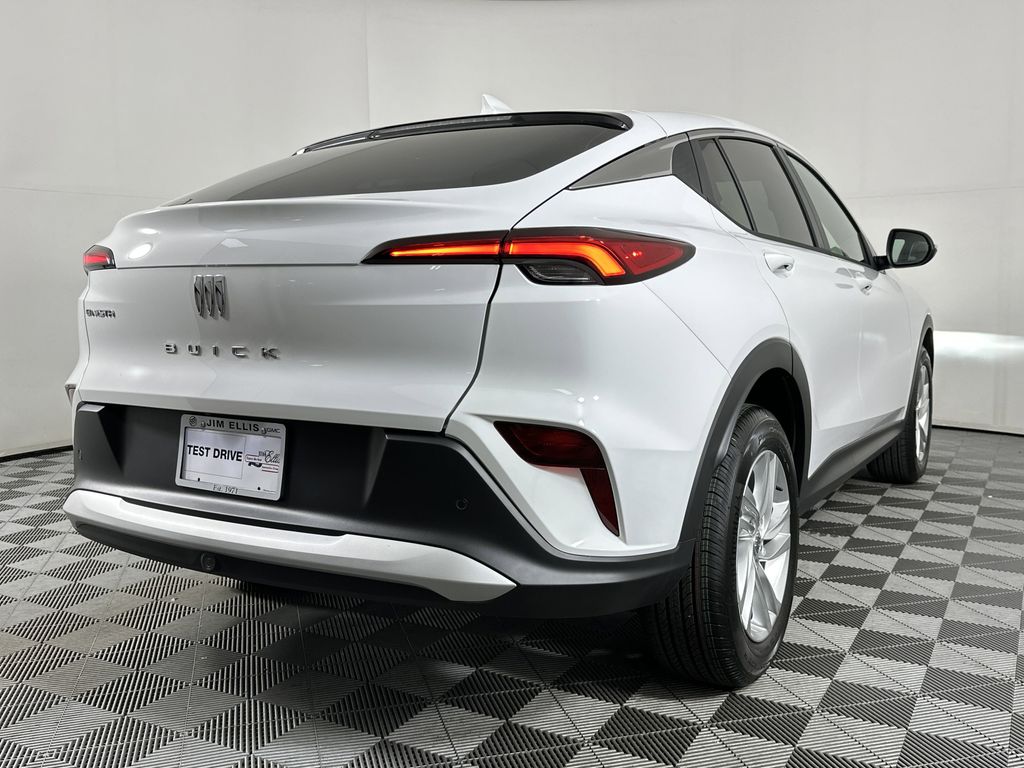 new 2025 Buick Envista car, priced at $24,695