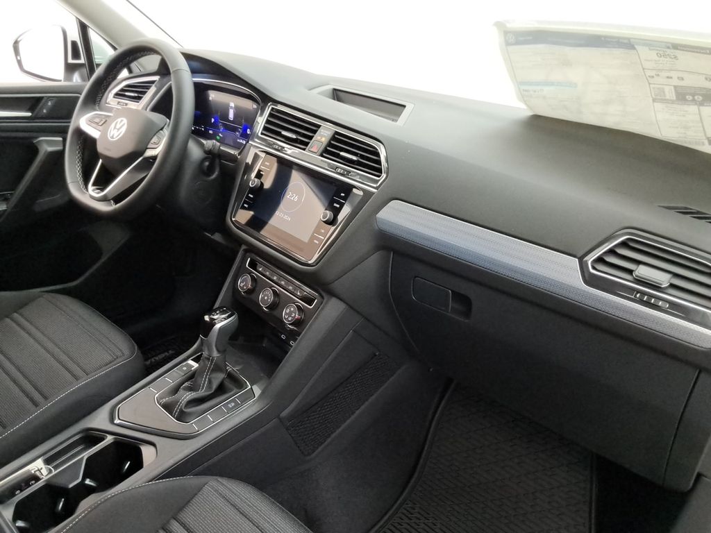 used 2024 Volkswagen Tiguan car