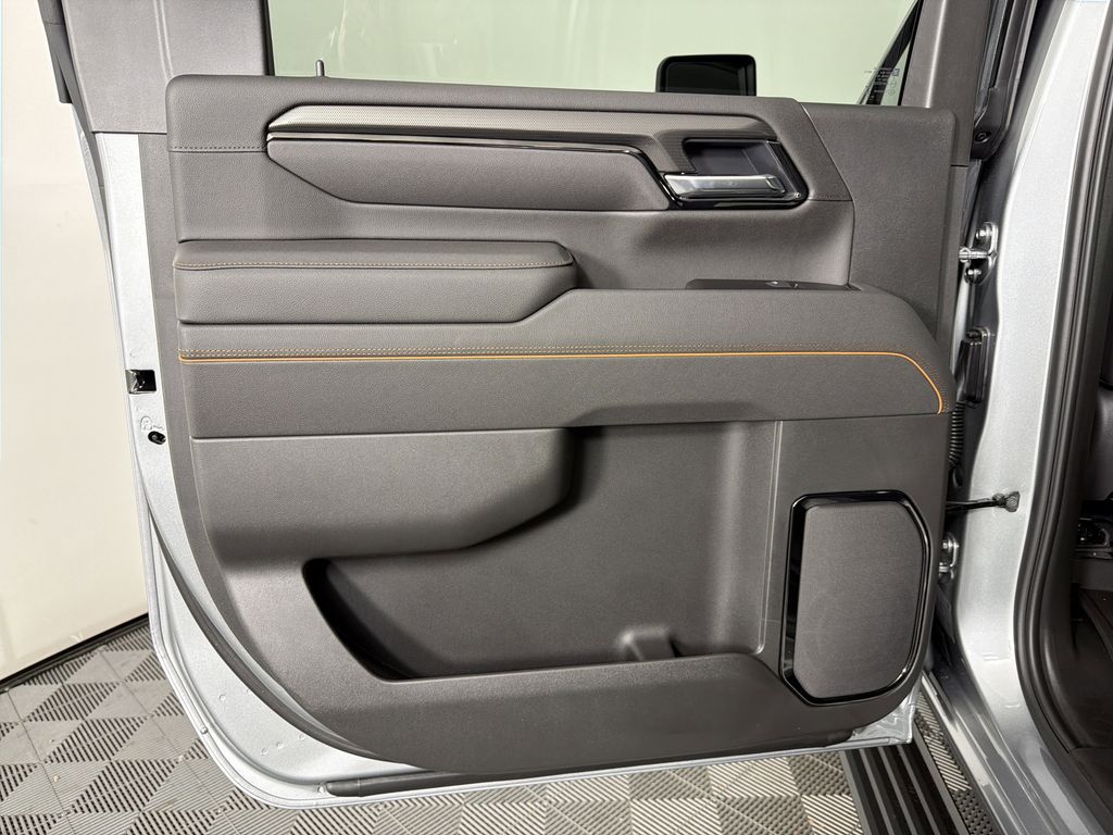 new 2026 GMC Sierra 2500HD car, priced at $83,990