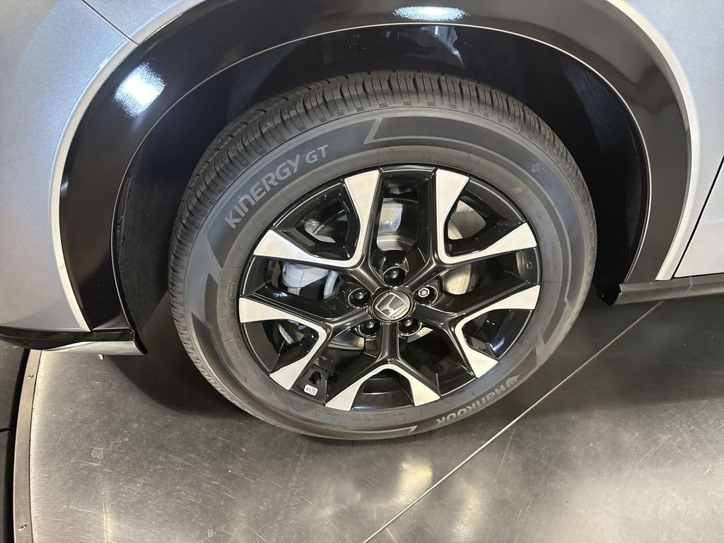 new 2026 Honda HR-V car, priced at $33,000