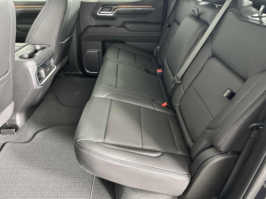 new 2025 GMC Sierra 1500 car, priced at $68,494