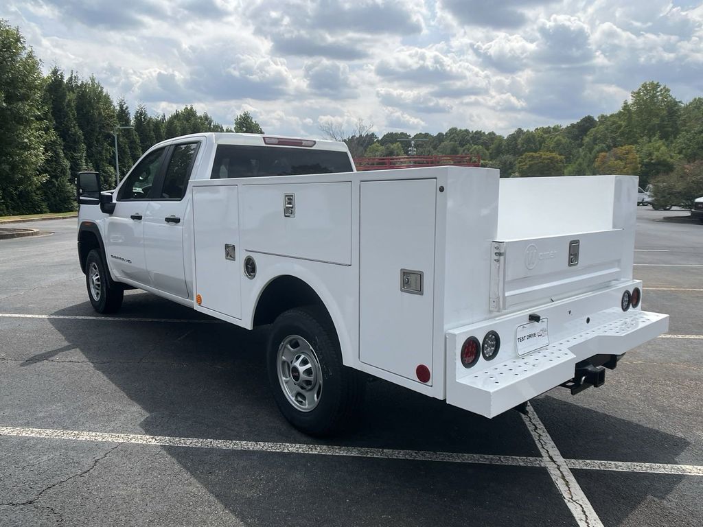new 2024 GMC Sierra 2500HD car, priced at $47,778