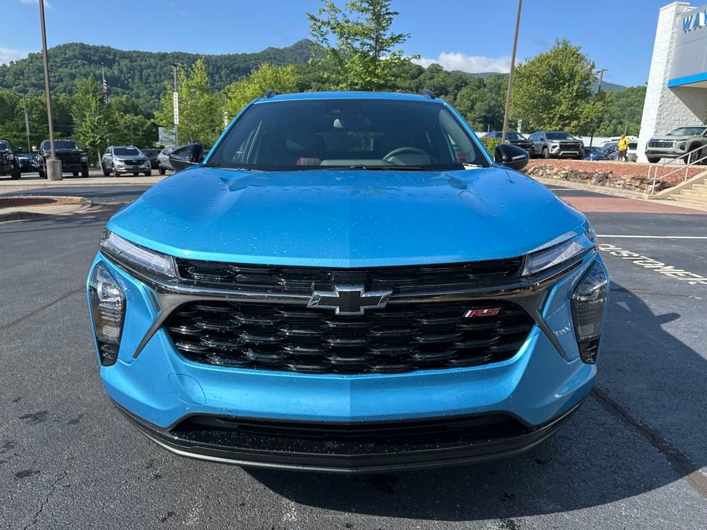 new 2025 Chevrolet Trax car, priced at $26,290