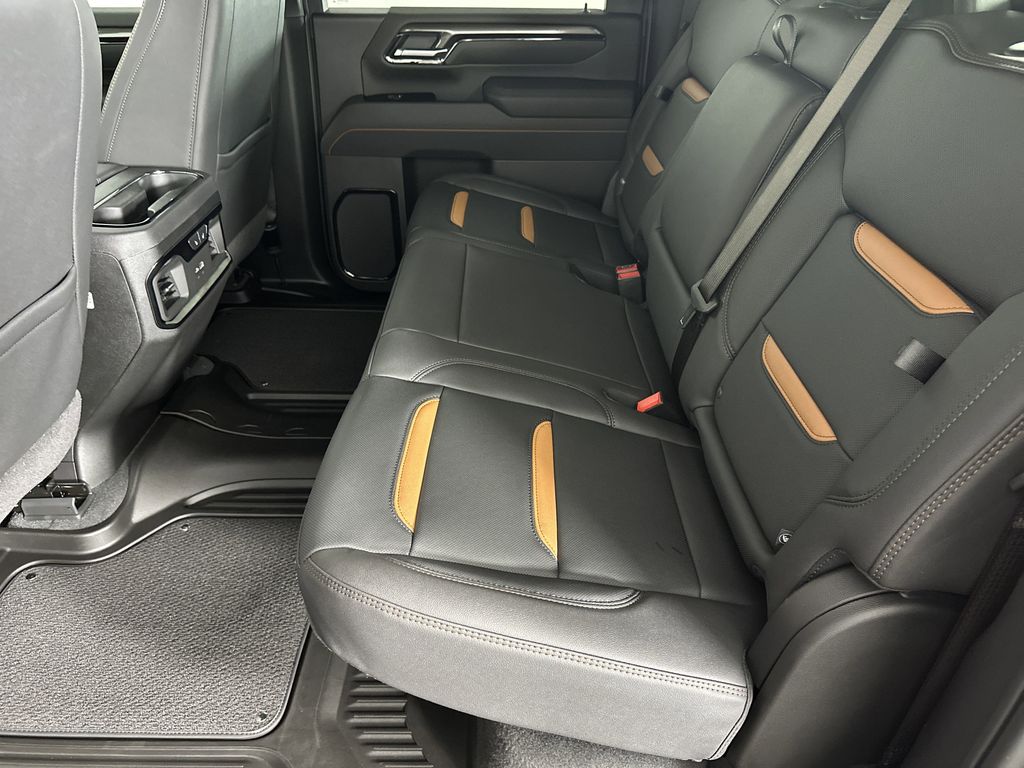new 2025 GMC Sierra 2500HD car, priced at $87,284