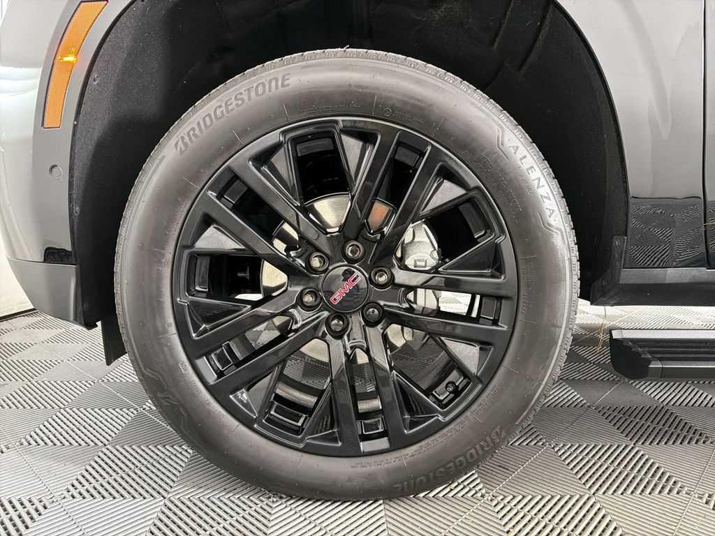 used 2025 GMC Yukon XL car, priced at $83,990