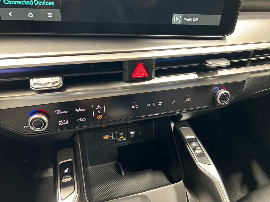 new 2025 Kia Sorento car, priced at $35,854