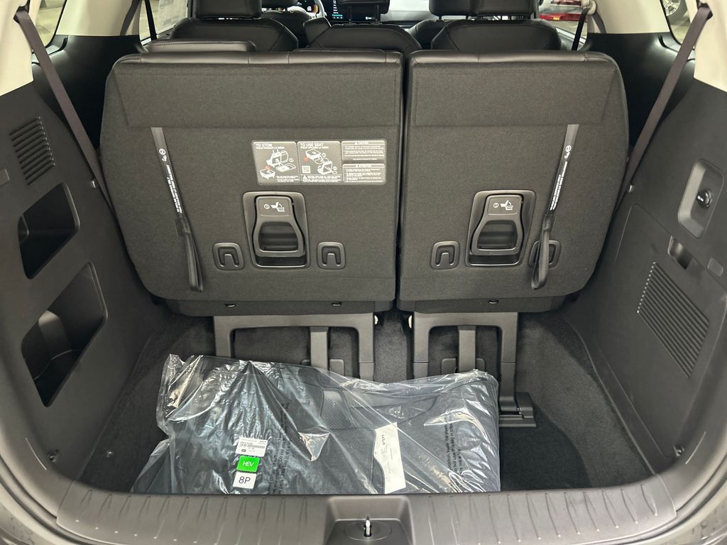 new 2026 Kia Carnival Hybrid car, priced at $43,570