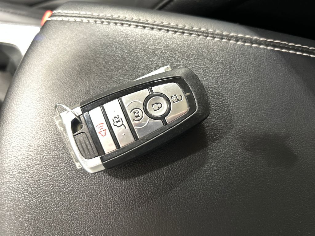 used 2023 Ford Edge car, priced at $29,969