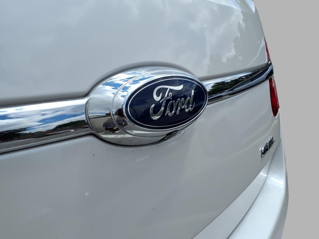 used 2011 Ford Taurus car, priced at $9,722