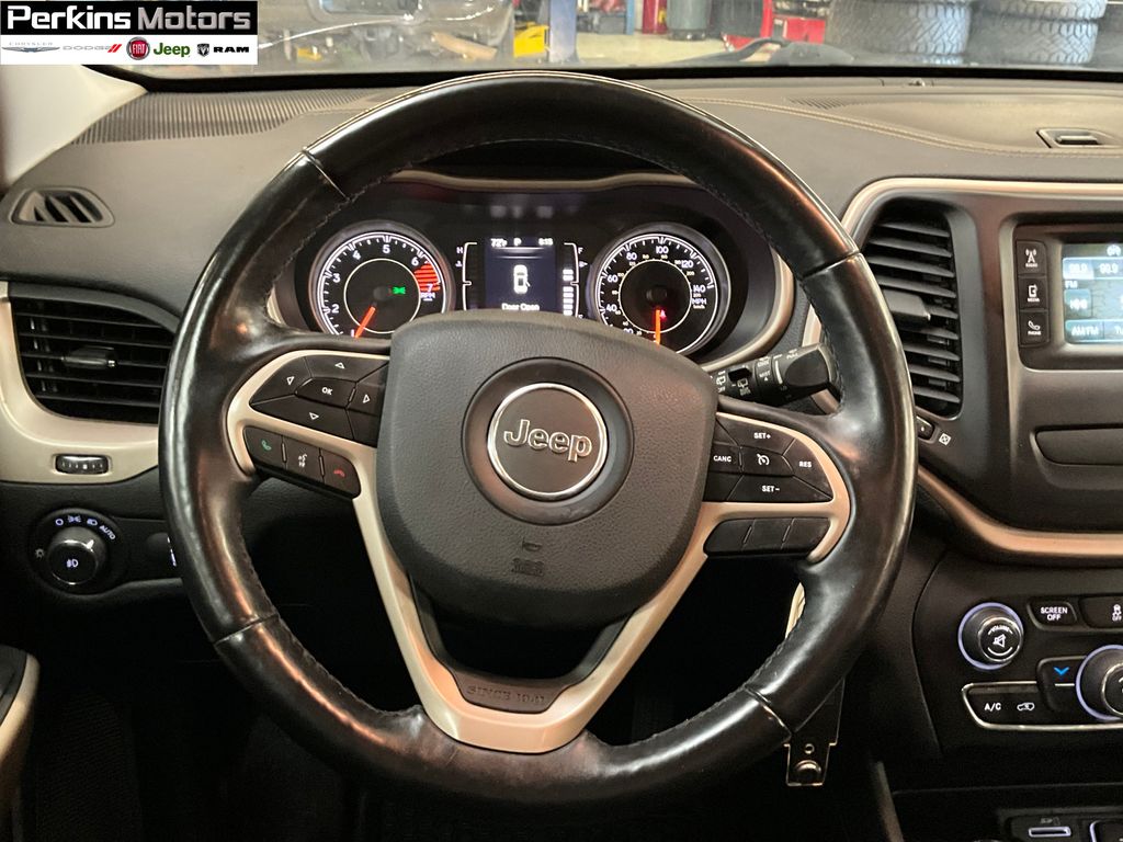 used 2018 Jeep Cherokee car, priced at $17,400
