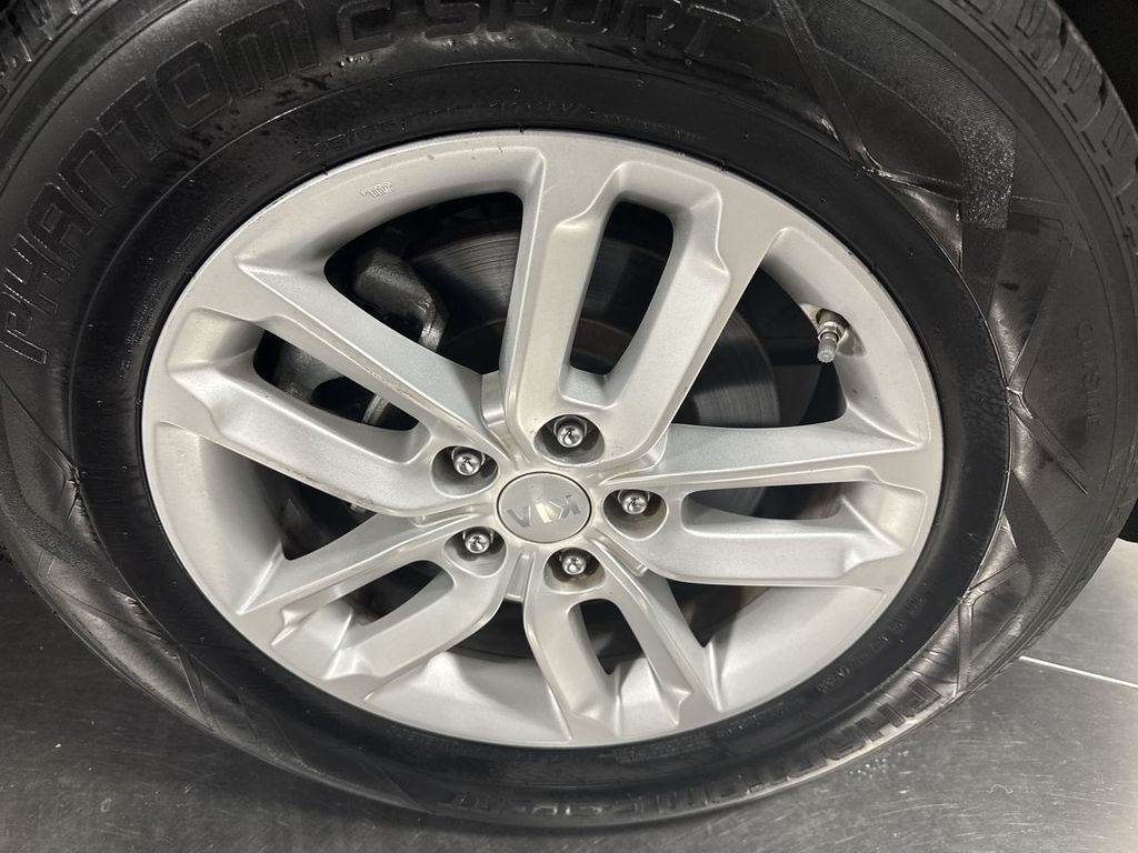 used 2015 Kia Sorento car, priced at $12,185
