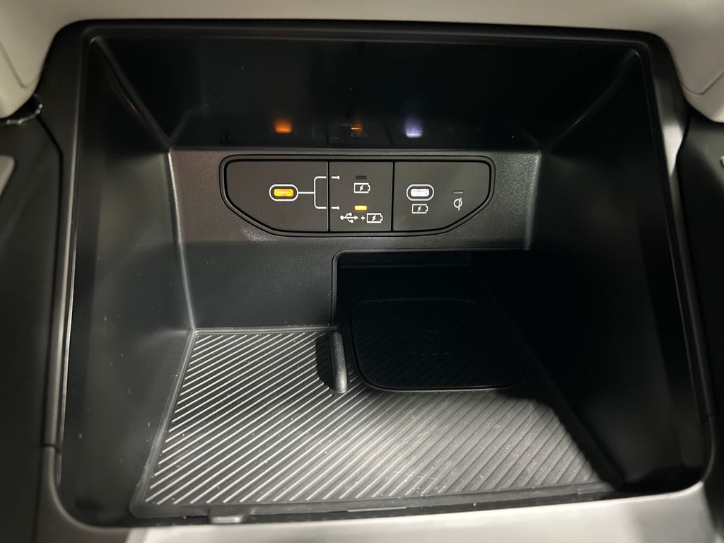 new 2025 Kia Sorento car, priced at $41,450