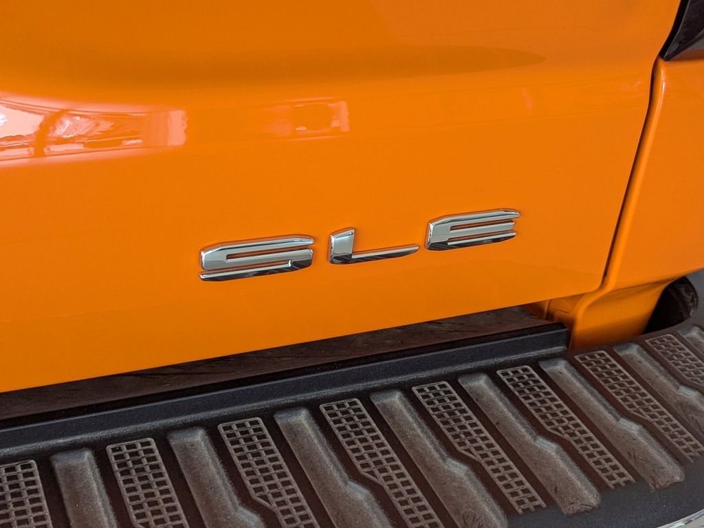 new 2025 GMC Sierra 1500 car, priced at $50,924