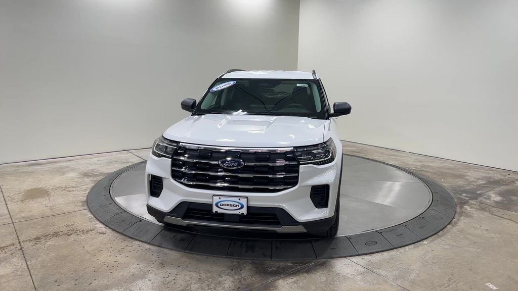 new 2025 Ford Explorer car, priced at $41,769