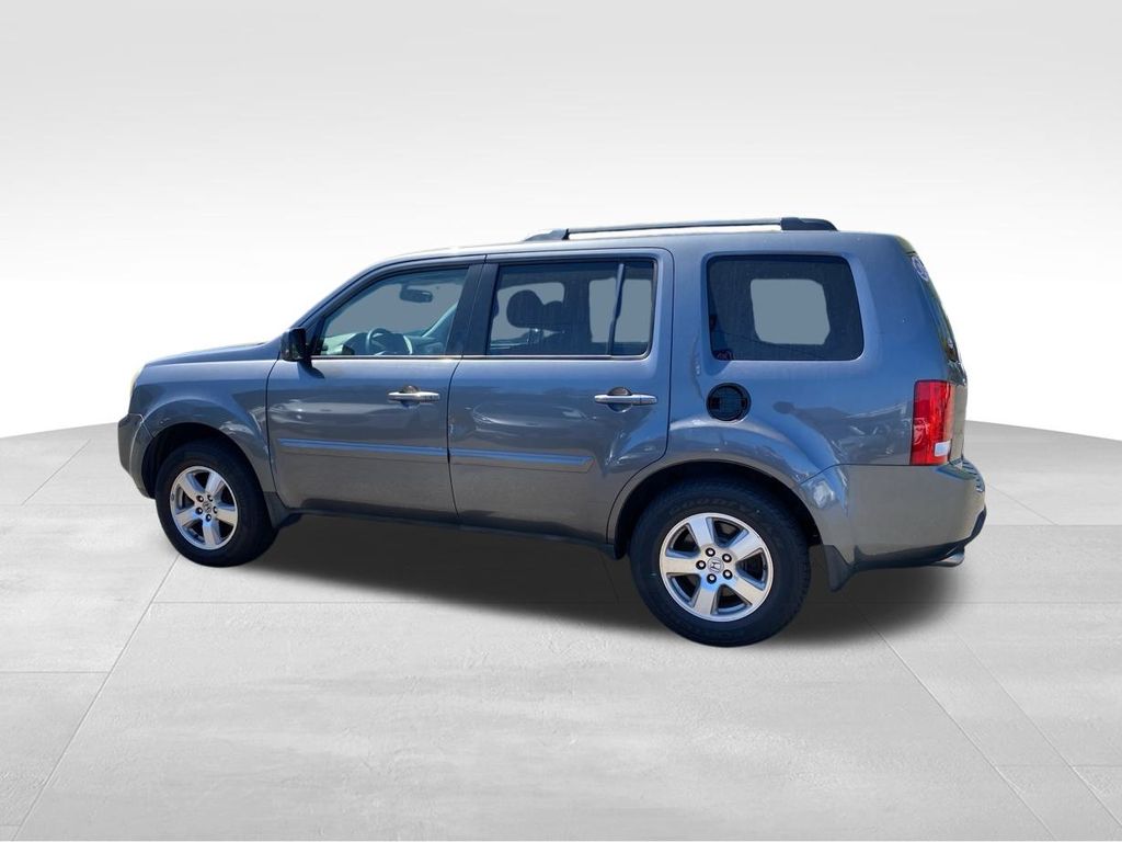used 2011 Honda Pilot car, priced at $7,022