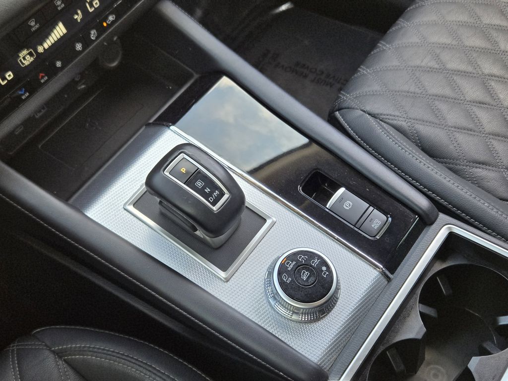 used 2023 Mitsubishi Outlander car, priced at $23,645