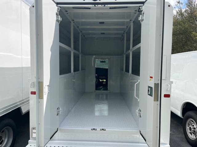 new 2025 GMC Savana 3500 car, priced at $42,680