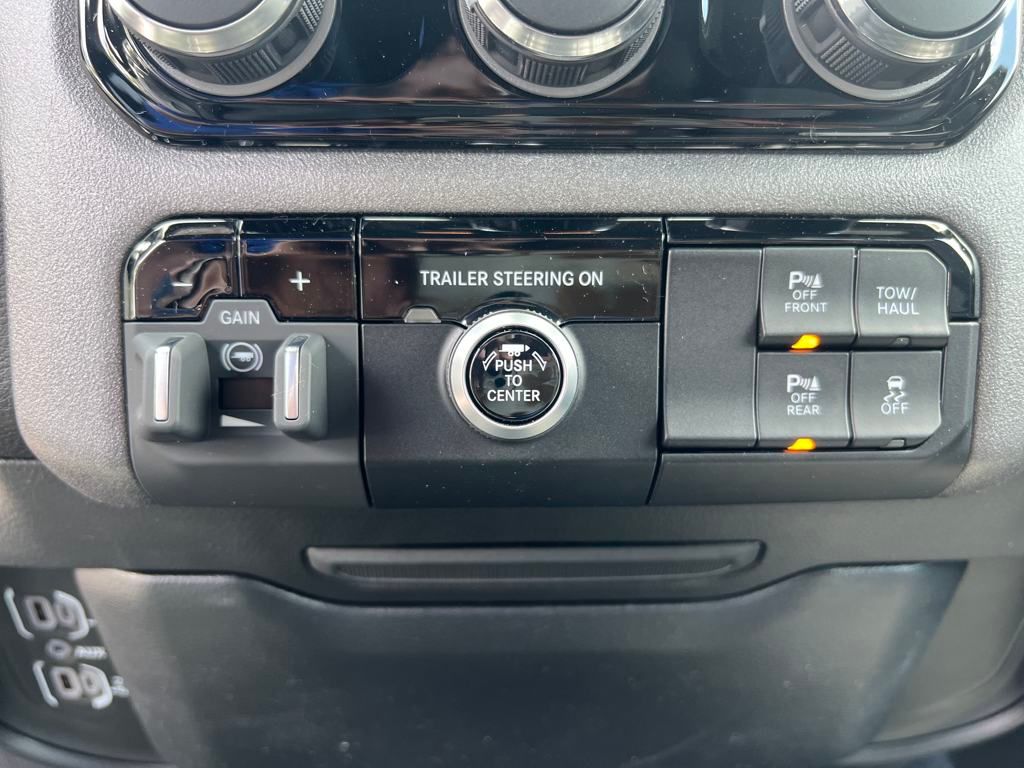 new 2025 Ram 1500 car, priced at $46,990