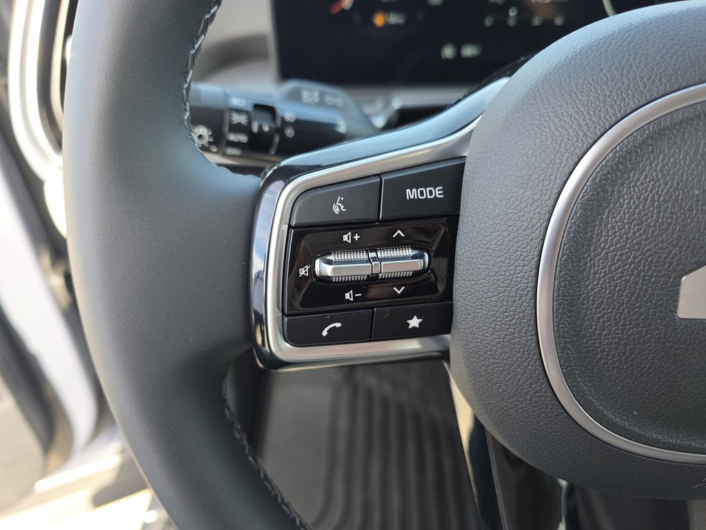 new 2025 Kia Sorento car, priced at $38,877