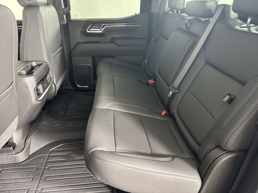 new 2025 GMC Sierra 1500 car, priced at $60,424