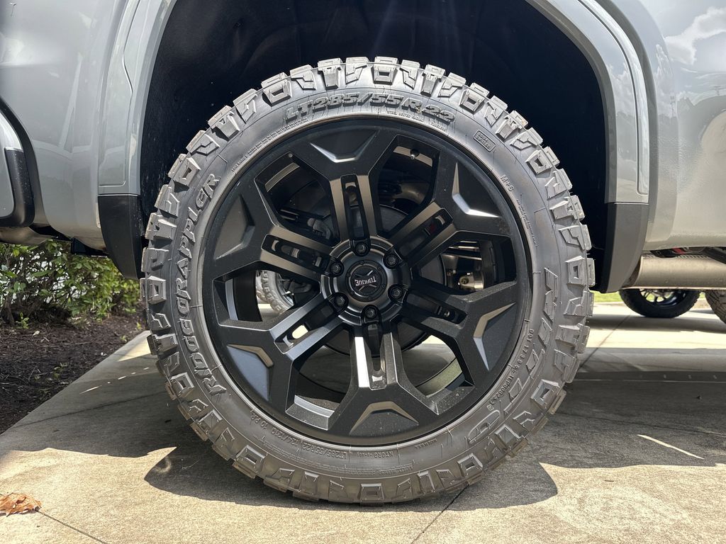 new 2025 GMC Sierra 1500 car, priced at $69,349