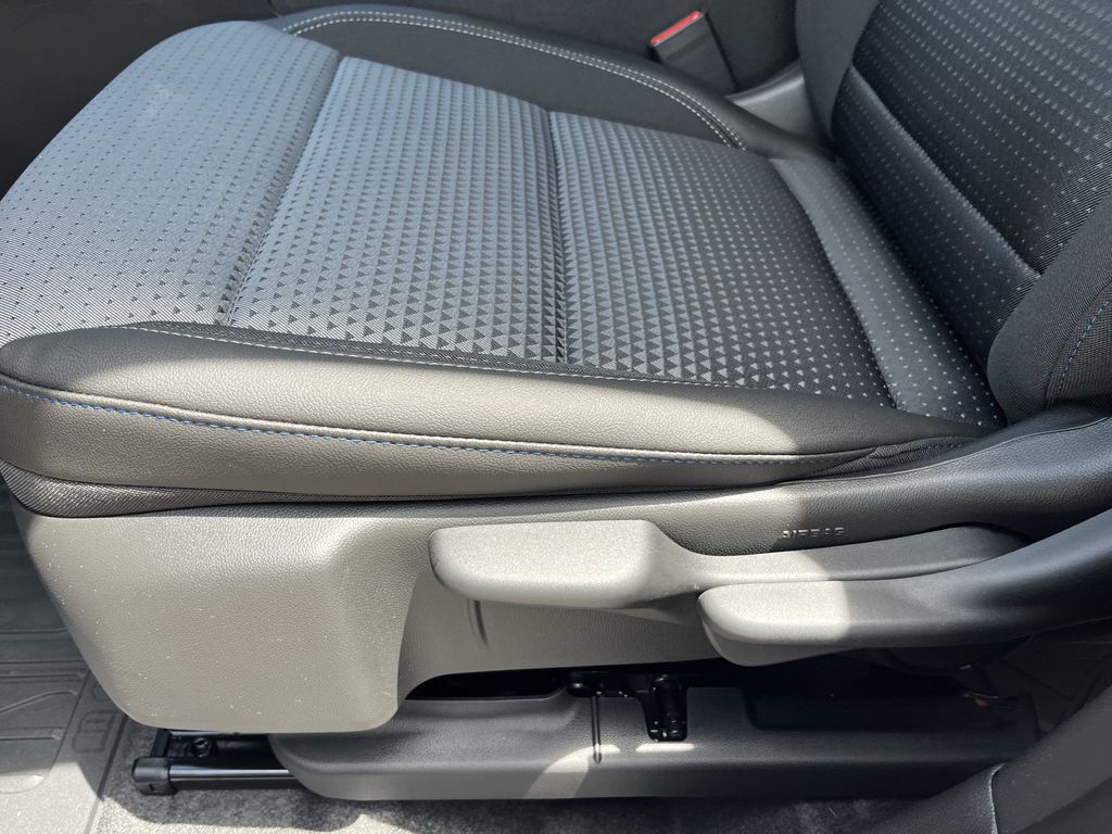 new 2025 Chevrolet Trax car, priced at $24,460