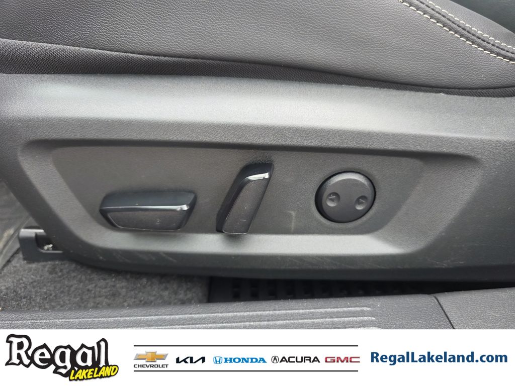 used 2023 Nissan Rogue car, priced at $24,994