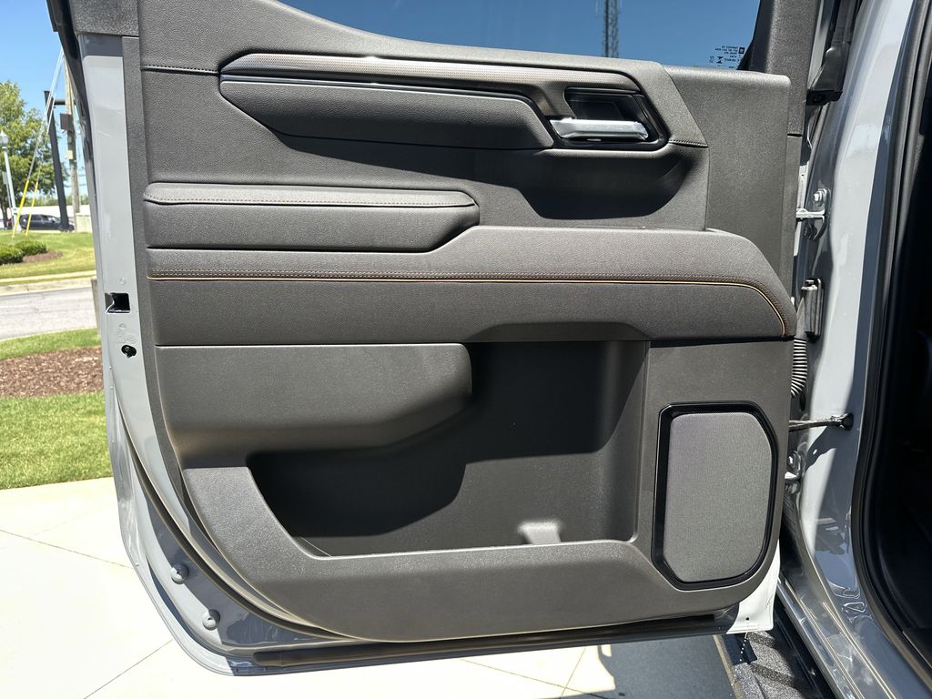 new 2025 GMC Sierra 1500 car, priced at $69,849