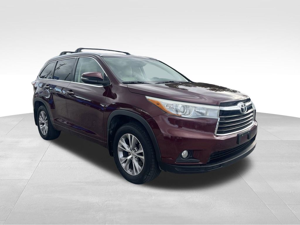 used 2015 Toyota Highlander car, priced at $15,993