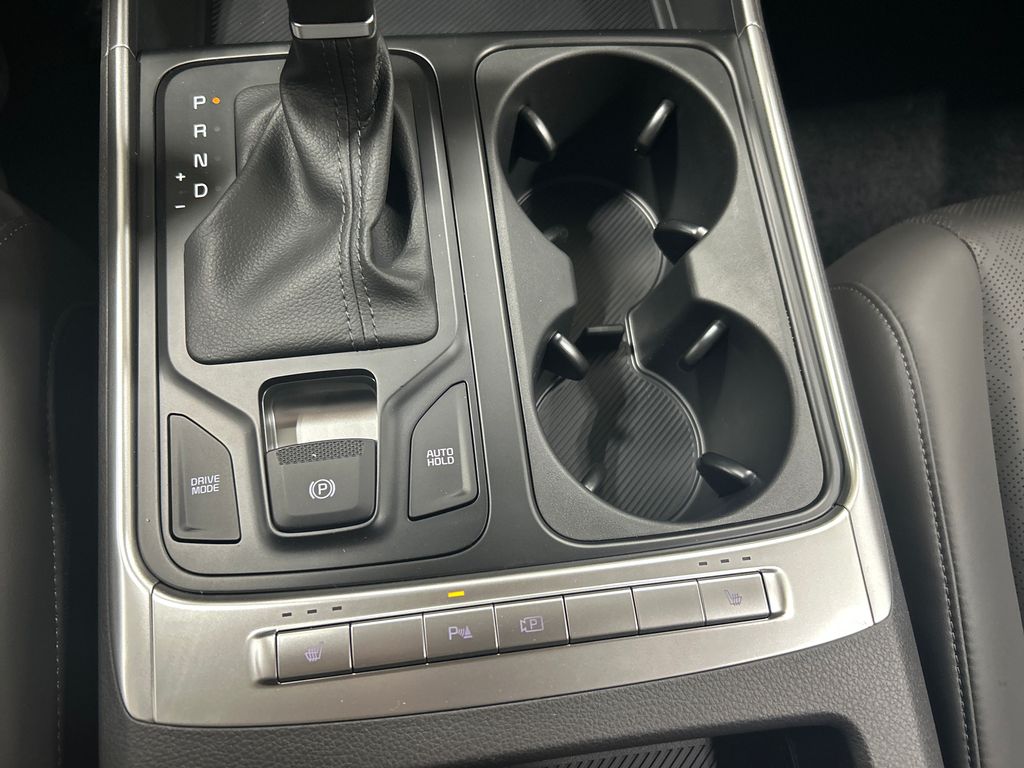 new 2025 Kia Carnival car, priced at $40,495