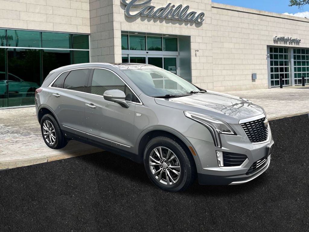 used 2023 Cadillac XT5 car, priced at $36,250