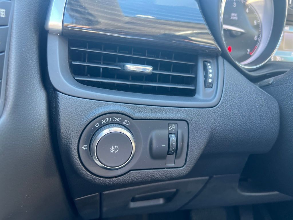 used 2020 Buick Envision car, priced at $21,994