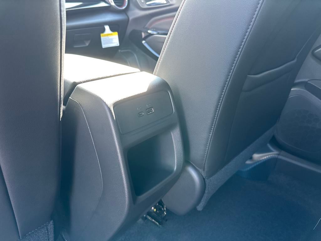 new 2025 Chevrolet Trax car, priced at $26,290