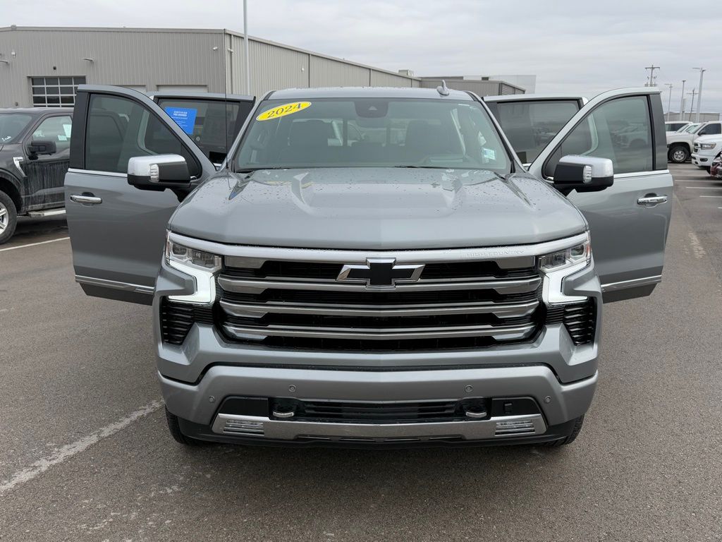 used 2024 Chevrolet Silverado 1500 car, priced at $59,977