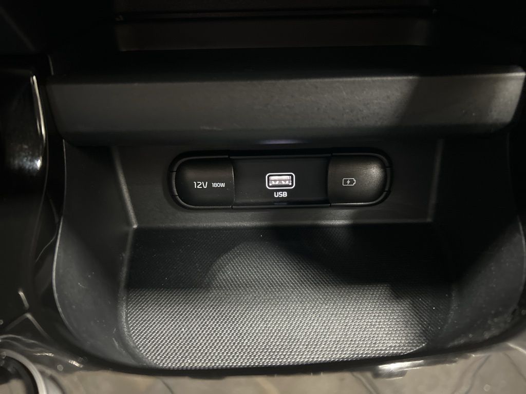 used 2023 Kia Seltos car, priced at $21,974