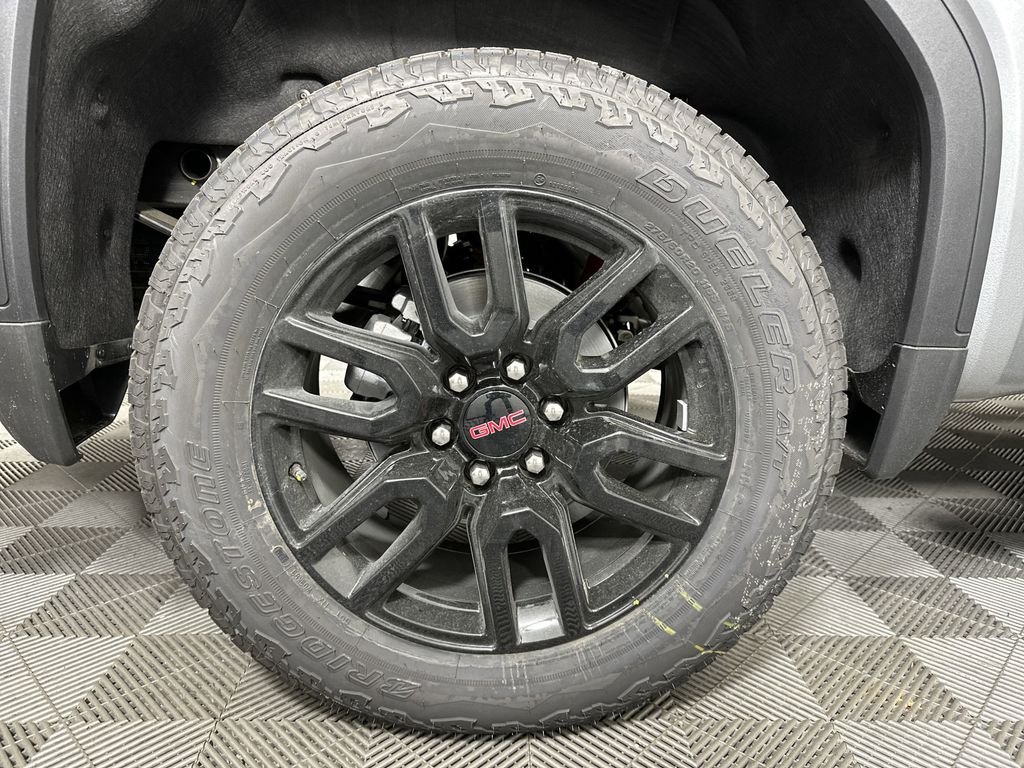 new 2025 GMC Sierra 1500 car, priced at $60,224
