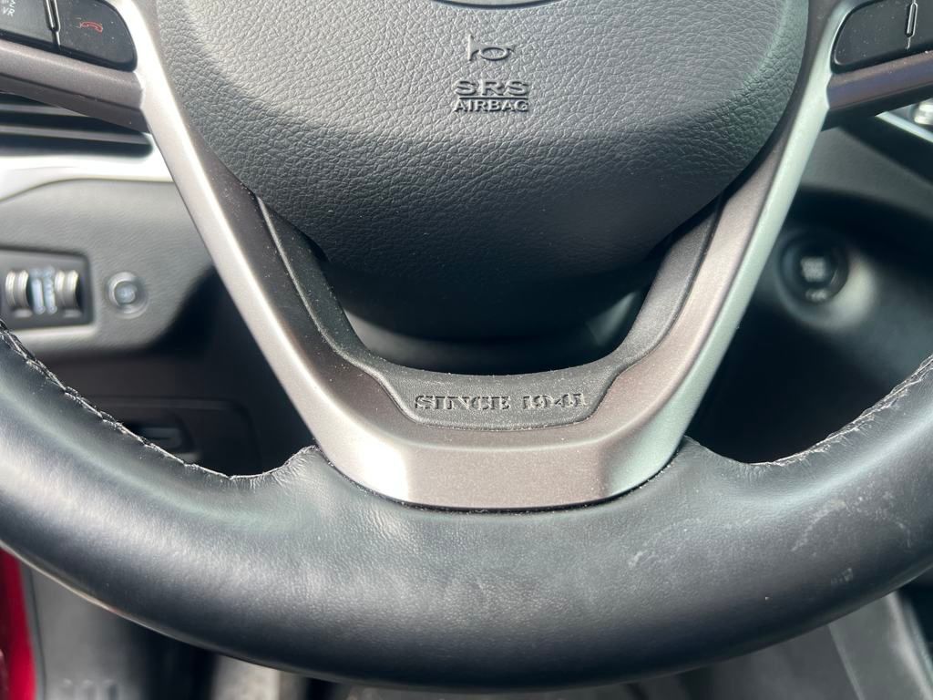 used 2021 Jeep Cherokee car, priced at $23,800