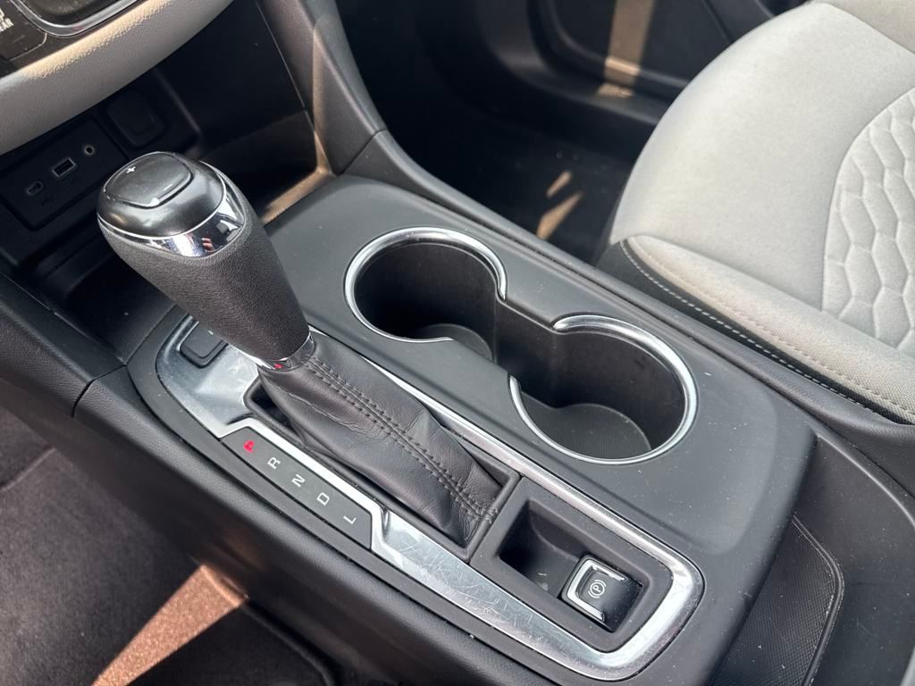 used 2021 Chevrolet Equinox car, priced at $13,300